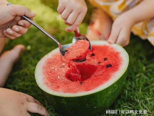 立秋那些地方吃瓜,各地特色吃瓜习俗大盘点