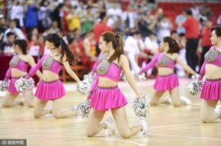 红衣服跳舞吃瓜,一场别开生面的舞蹈盛宴