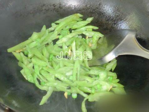 蛇瓜怎做吃,探索独特口感与营养的完美结合