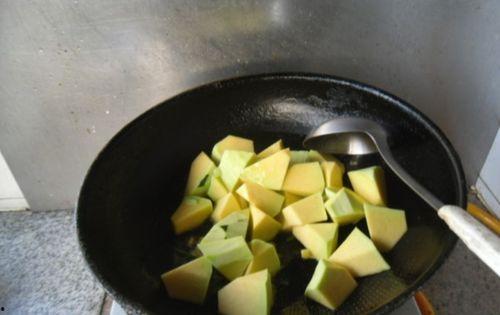 吊瓜炖肉可以吃不