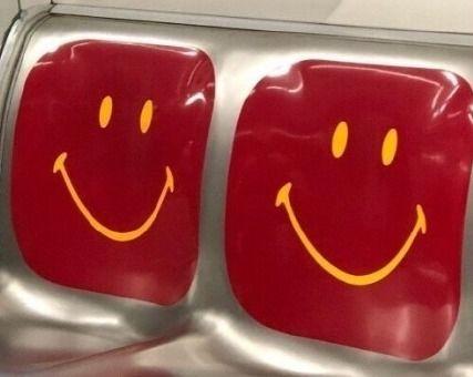 英国吃瓜文案搞笑